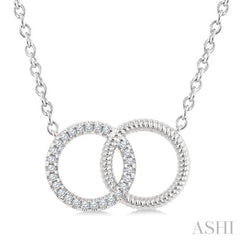 1/10 Ctw Single Cut Diamond Interlocked Circle Fashion Petite Pendant With Chain in 10K White Gold 1/10 Ctw Single Cut Diamond Interlocked Circle Fashion Petite Pendant With Chain in 10K White Gold