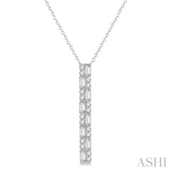 1/2 Ctw Basket Weave Baguette and Round Cut Diamond Pendant With Chain in 14K White Gold 1/2 Ctw Basket Weave Baguette and Round Cut Diamond Pendant With Chain in 14K White Gold