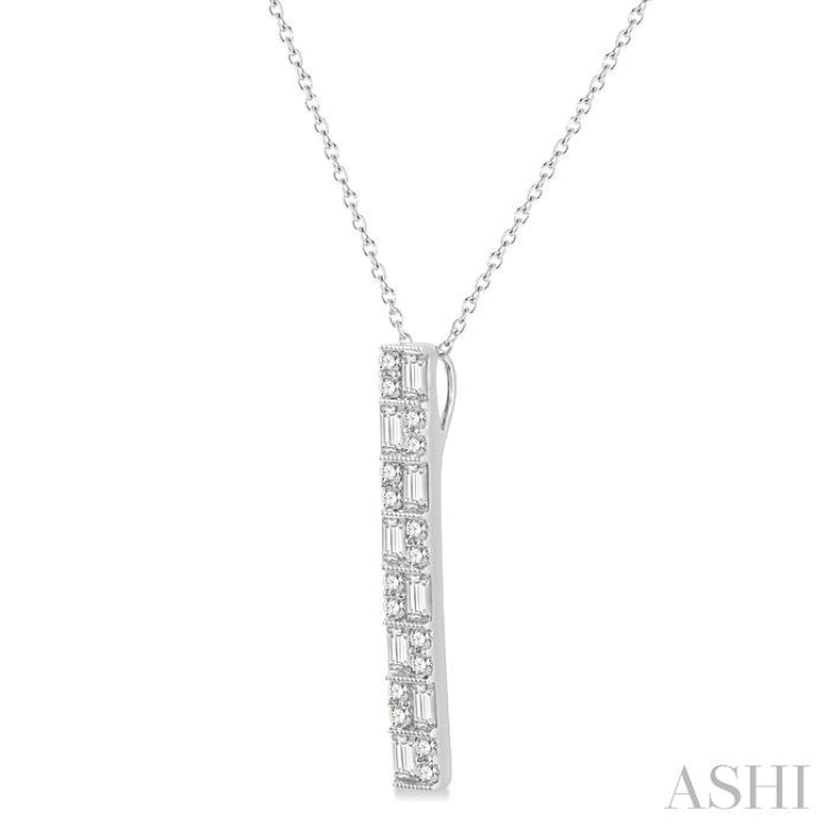 1/2 Ctw Basket Weave Baguette and Round Cut Diamond Pendant With Chain in 14K White Gold 1/2 Ctw Basket Weave Baguette and Round Cut Diamond Pendant With Chain in 14K White Gold