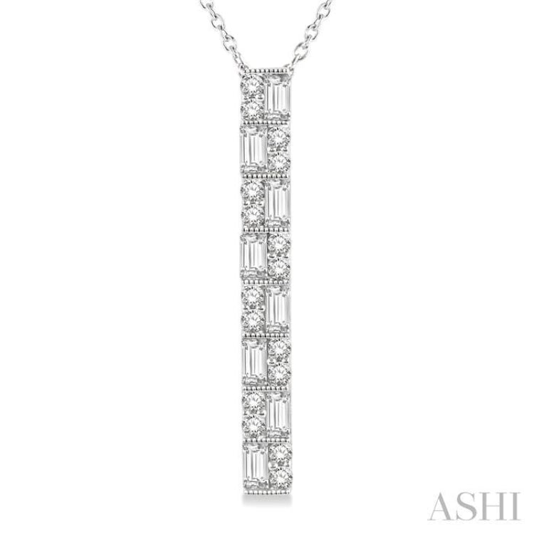1/2 Ctw Basket Weave Baguette and Round Cut Diamond Pendant With Chain in 14K White Gold 1/2 Ctw Basket Weave Baguette and Round Cut Diamond Pendant With Chain in 14K White Gold