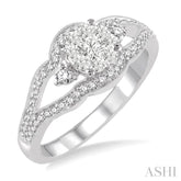 1/2 Ctw Round Cut Diamond Lovebright Ring in 14K White Gold