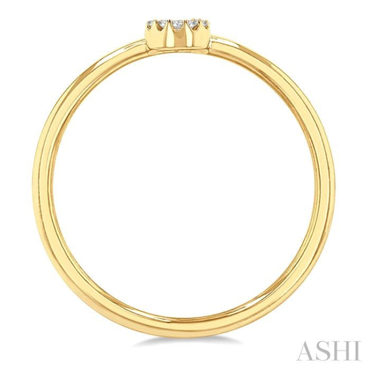 1/20 Ctw Initial 'S' Round Cut Diamond Fashion Ring in 10K Yellow Gold 1/20 Ctw Initial 'S' Round Cut Diamond Fashion Ring in 10K Yellow Gold