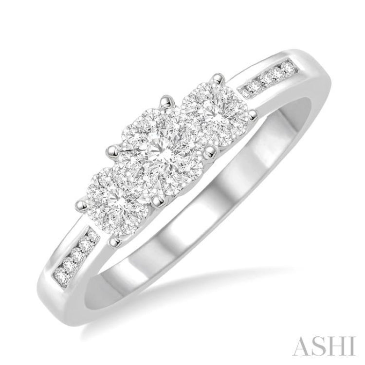 1/3 Ctw Round Cut Diamond Lovebright Ring in 14K White Gold 1/3 Ctw Round Cut Diamond Lovebright Ring in 14K White Gold