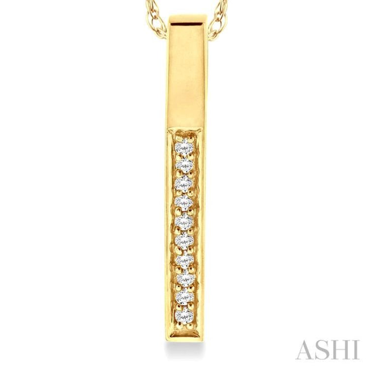 1/10 Ctw Round Cut Diamond Stick Pendant in 10K Yellow Gold with Chain 1/10 Ctw Round Cut Diamond Stick Pendant in 10K Yellow Gold with Chain