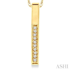 1/10 Ctw Round Cut Diamond Stick Pendant in 10K Yellow Gold with Chain 1/10 Ctw Round Cut Diamond Stick Pendant in 10K Yellow Gold with Chain
