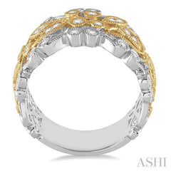 1/2 Ctw Round Cut Diamond Fashion Band in 14K White and Yellow Gold 1/2 Ctw Round Cut Diamond Fashion Band in 14K White and Yellow Gold
