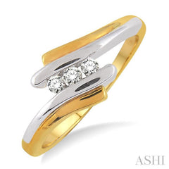 1/10 Ctw Three Stone Round Cut Diamond Band in 14K Yellow Gold 1/10 Ctw Three Stone Round Cut Diamond Band in 14K Yellow Gold