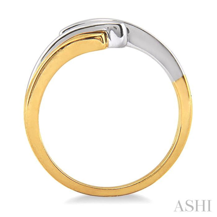 1/10 Ctw Three Stone Round Cut Diamond Band in 14K Yellow Gold 1/10 Ctw Three Stone Round Cut Diamond Band in 14K Yellow Gold