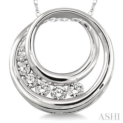 1/4 Ctw Diamond Journey Circle Pendant in 14K White Gold with Chain 1/4 Ctw Diamond Journey Circle Pendant in 14K White Gold with Chain