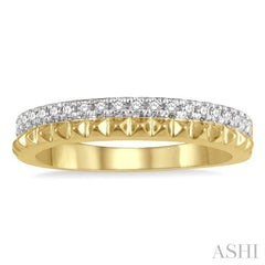 1/5 Ctw Pyramid Bead and Round Cut Diamond Wedding Band in 14K Yellow Gold 1/5 Ctw Pyramid Bead and Round Cut Diamond Wedding Band in 14K Yellow Gold