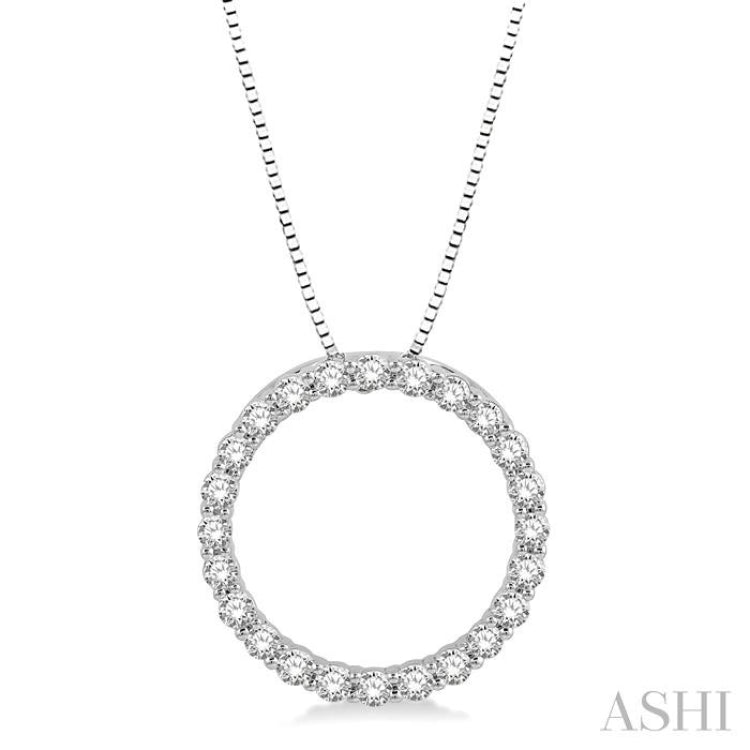 1/2 Ctw Circle of Love Round Cut Diamond Pendant With Chain in 14K White Gold 1/2 Ctw Circle of Love Round Cut Diamond Pendant With Chain in 14K White Gold