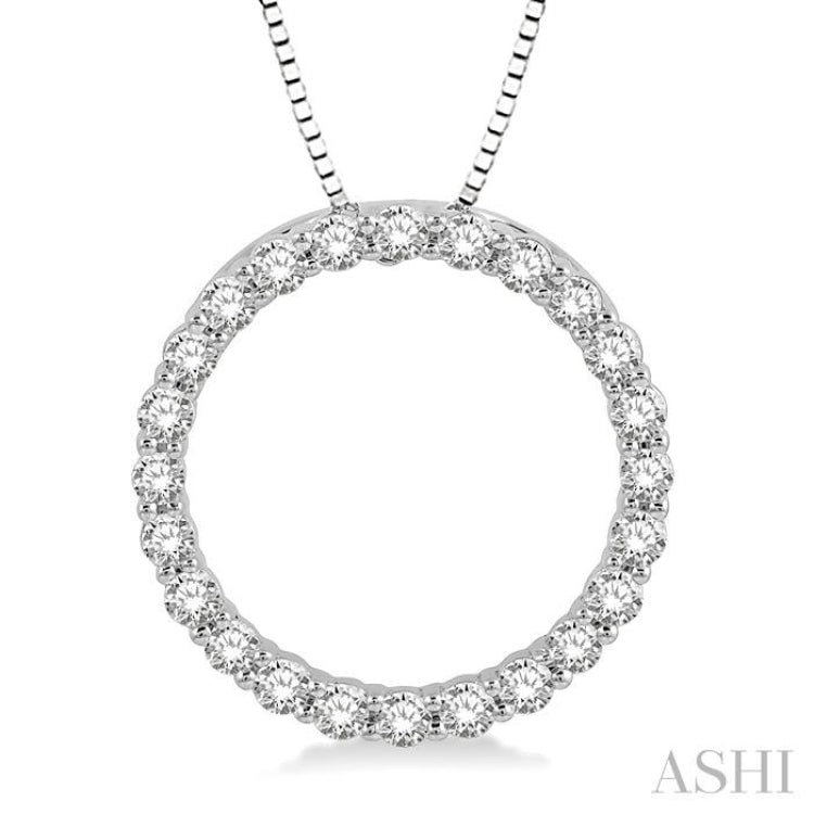 1/2 Ctw Circle of Love Round Cut Diamond Pendant With Chain in 14K White Gold 1/2 Ctw Circle of Love Round Cut Diamond Pendant With Chain in 14K White Gold