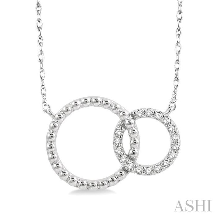 1/10 Ctw Interlocking Twin Circles Single Cut Diamond Pendant With Chain in 10K White Gold 1/10 Ctw Interlocking Twin Circles Single Cut Diamond Pendant With Chain in 10K White Gold