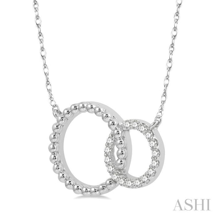 1/10 Ctw Interlocking Twin Circles Single Cut Diamond Pendant With Chain in 10K White Gold 1/10 Ctw Interlocking Twin Circles Single Cut Diamond Pendant With Chain in 10K White Gold