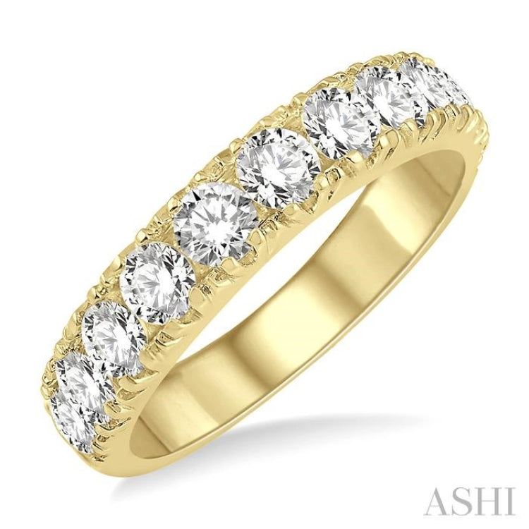 2 Ctw 11 Stone Round Cut Diamond Wedding Band in 14K Yellow Gold 2 Ctw 11 Stone Round Cut Diamond Wedding Band in 14K Yellow Gold
