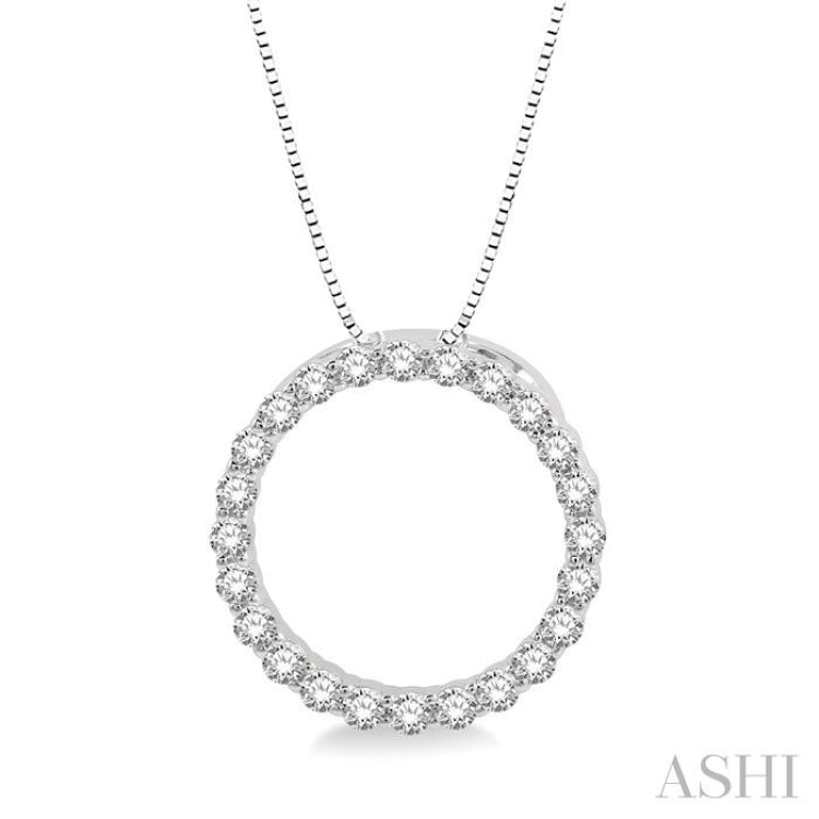 1/4 Ctw Circle of Love Round Cut Diamond Pendant With Chain in 14K White Gold 1/4 Ctw Circle of Love Round Cut Diamond Pendant With Chain in 14K White Gold