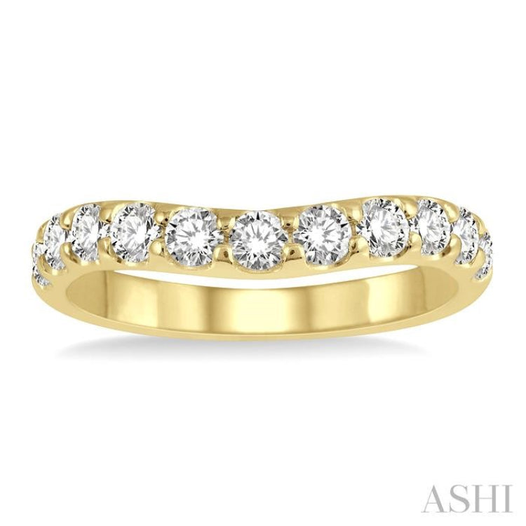 3/4 Ctw Arched Center Round Cut Diamond Wedding Band in 14K Yellow Gold 3/4 Ctw Arched Center Round Cut Diamond Wedding Band in 14K Yellow Gold