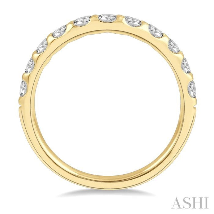 3/4 Ctw Arched Center Round Cut Diamond Wedding Band in 14K Yellow Gold 3/4 Ctw Arched Center Round Cut Diamond Wedding Band in 14K Yellow Gold