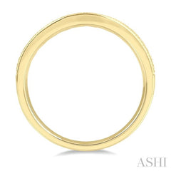1/2 Ctw Arched Round Cut Diamond Wedding Band in 14K Yellow Gold 1/2 Ctw Arched Round Cut Diamond Wedding Band in 14K Yellow Gold