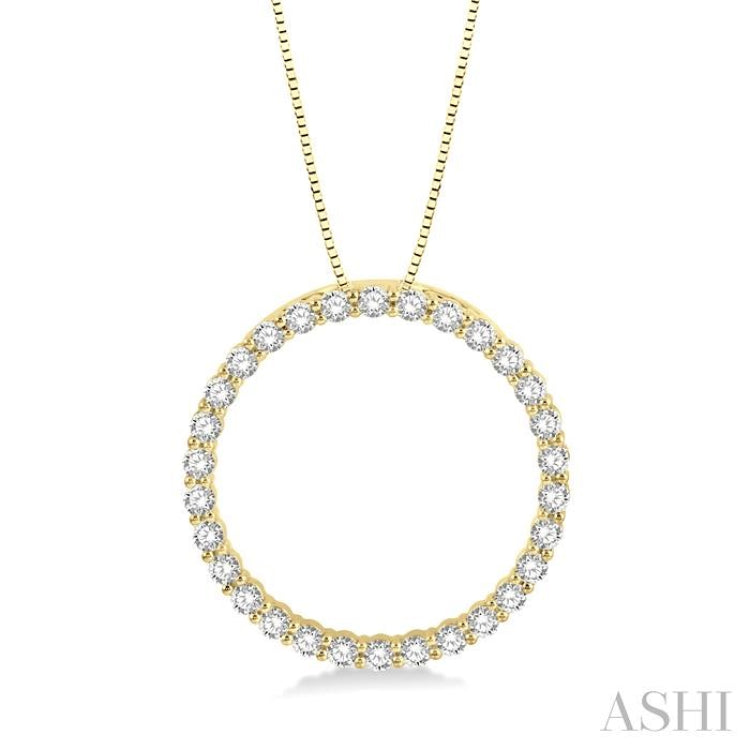 1 Ctw Round Cut Diamond Circle of Love Pendant with Chain in 14K Yellow Gold 1 Ctw Round Cut Diamond Circle of Love Pendant with Chain in 14K Yellow Gold