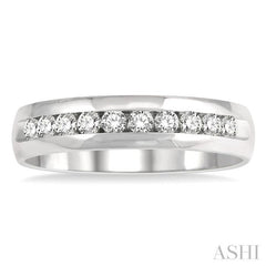 1/2 Ctw Niched Center Round Cut Diamond Men's Wedding Band in 14K White Gold 1/2 Ctw Niched Center Round Cut Diamond Men's Wedding Band in 14K White Gold