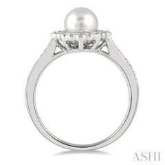 7 MM Cultured Pearl and 1/4 Ctw Round Cut Diamond Halo Ring in 10K White Gold 7 MM Cultured Pearl and 1/4 Ctw Round Cut Diamond Halo Ring in 10K White Gold