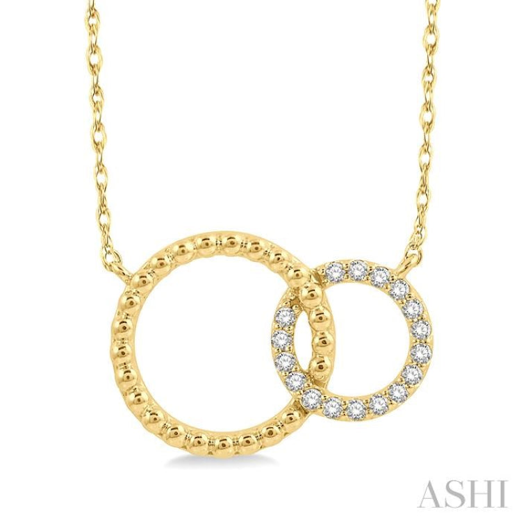 1/10 Ctw Interlocking Twin Circles Single Cut Diamond Pendant With Chain in 10K Yellow Gold 1/10 Ctw Interlocking Twin Circles Single Cut Diamond Pendant With Chain in 10K Yellow Gold