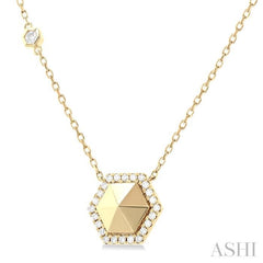 1/4 Ctw Petite Hexagon Round Cut Diamond Halo Fashion Necklace in 14K Yellow Gold 1/4 Ctw Petite Hexagon Round Cut Diamond Halo Fashion Necklace in 14K Yellow Gold
