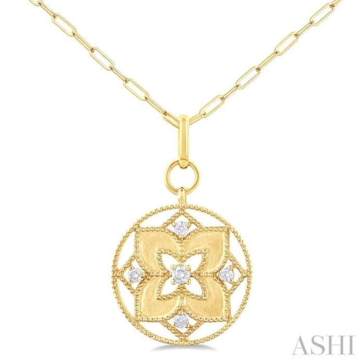 1/4 Ctw Floral Medallion Circle Round Cut Diamond Fashion Pendant With Paperclip Chain in 14K Yellow Gold 1/4 Ctw Floral Medallion Circle Round Cut Diamond Fashion Pendant With Paperclip Chain in 14K Yellow Gold