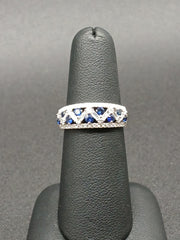18k White Gold Diamond and Sapphire Fashion Ring