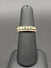 18k Y Gold Diamond and Emerald Fashion Ring