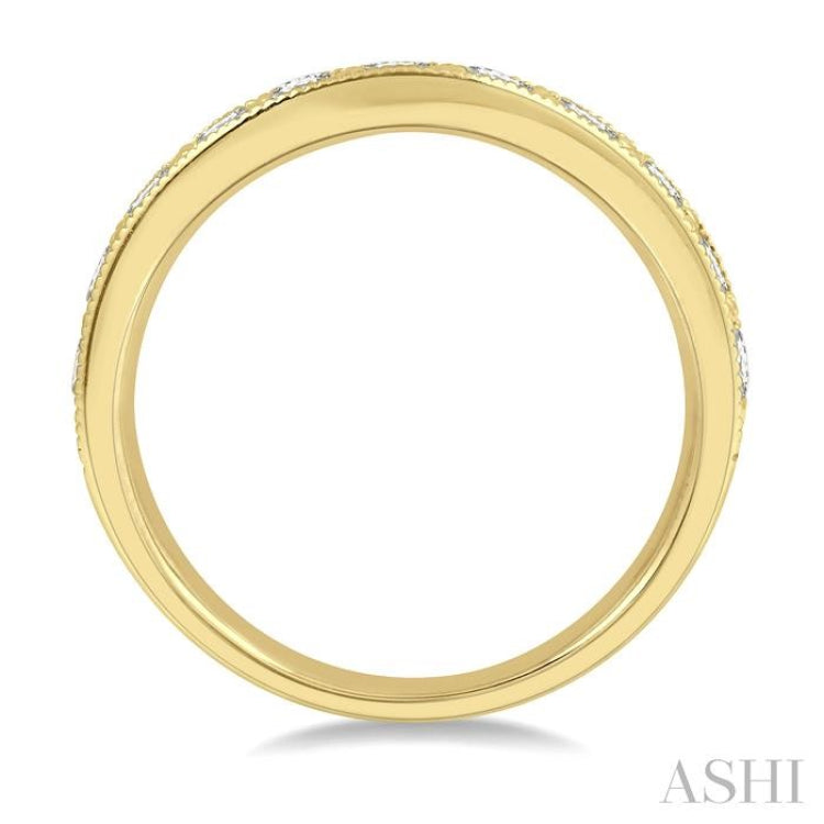 1 ctw Curved Center Milgrain Border Round Cut Diamond Wedding Band in 14K Yellow Gold