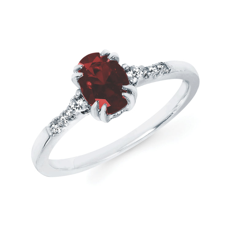 10KT.09CT(8)DIA/7X5OV GARNET LDS RG