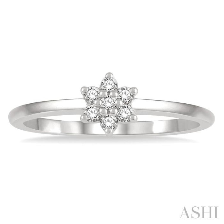 1/8 Ctw Floral Motif Single Cut Diamond Petite Fashion Ring in 10K White Gold