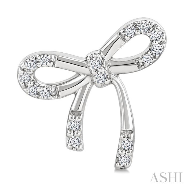 1/10 Ctw Bow Single Cut Diamond Fashion Earrings in Sterling Silver