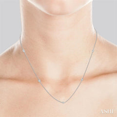 1 Ctw Round Cut Diamond Station Necklace in 14K White Gold