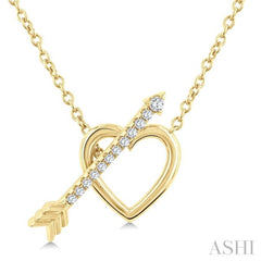 1/8 Ctw Heart Toggle Round Cut Diamond Fashion Necklace in 10K Yellow Gold