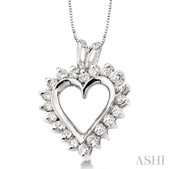 1/2 Ctw Round Cut Diamond Heart Pendant in 14K White Gold with Chain