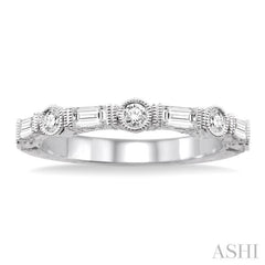 1/2 Ctw Diamond Fashion Band in 14K White Gold