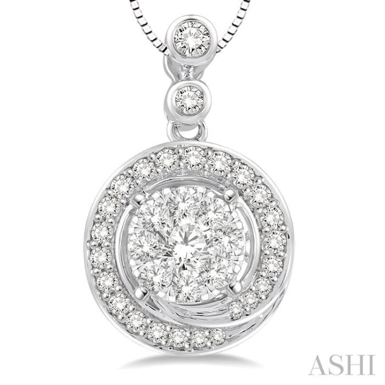 1/2 Ctw Diamond Lovebright Pendant in 14K White Gold with Chain