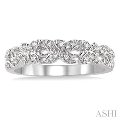 1/6 ctw Round Cut Diamond Wedding Band in 14K White Gold