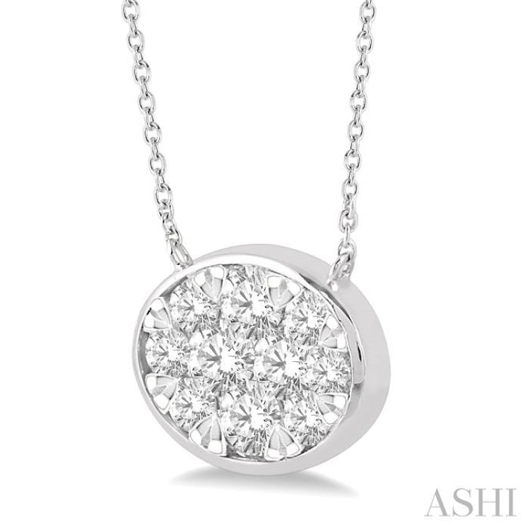 1/2 ctw Oval Shape Lovebright Diamond Pendant With Chain in 14K White Gold