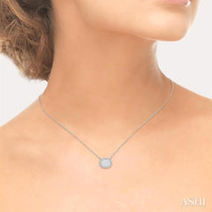 1 ctw Oval Shape Round Cut Diamond Lovebright Pendant With Chain in 14K White Gold