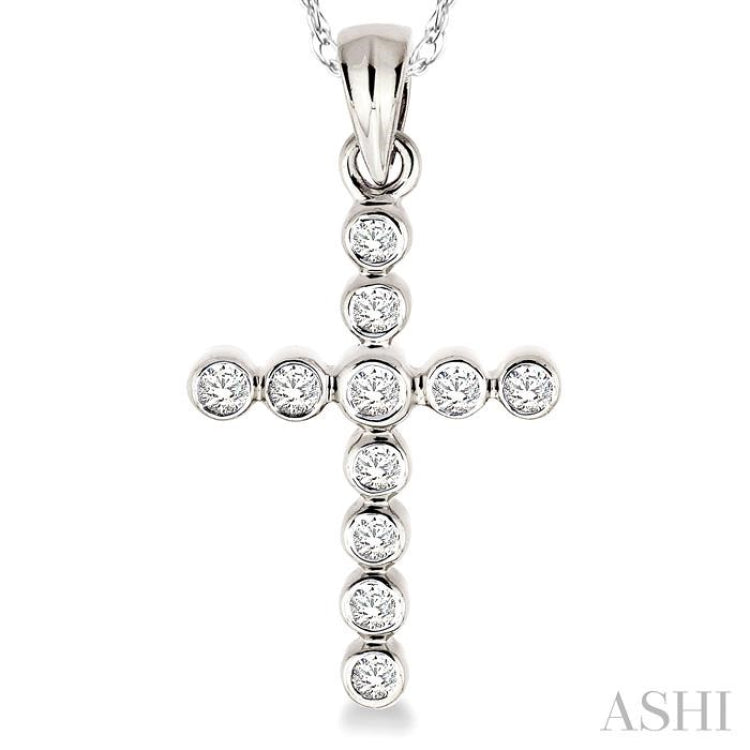 1/4 ctw Round Cut Diamond Cross Pendant in 14K White Gold with Chain