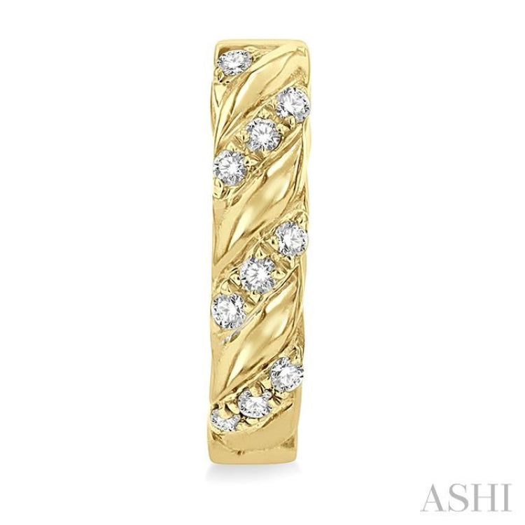 1/10 Ctw Half Twirl Round Cut Diamond Huggie Petite Earrings in 10K Yellow Gold
