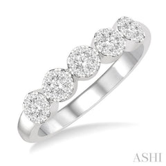 1/3 Ctw 5-Stone Lovebright Round Cut Diamond Band in 14K White Gold