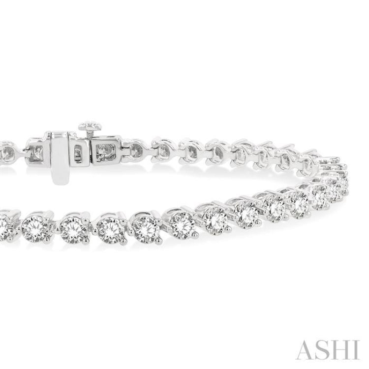 5 Ctw Round Cut Diamond 3-Prong Tennis Bracelet in 14K White Gold