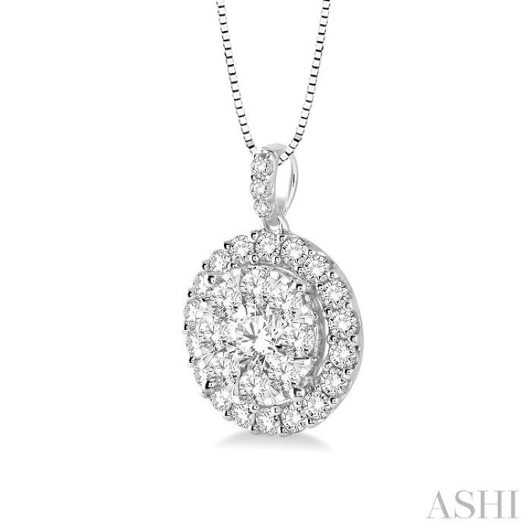 1/2 ctw Round Cut Diamond Lovebright Pendant in 14K White Gold with Chain
