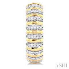 1/4 ctw Ribbed Round Cut Diamond Half Hoop Earring in 10K Yellow Gold