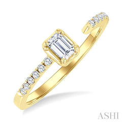 3/8 Ctw Emerald and Round Cut Diamond Fashion Open Ring in 14K Yellow Gold